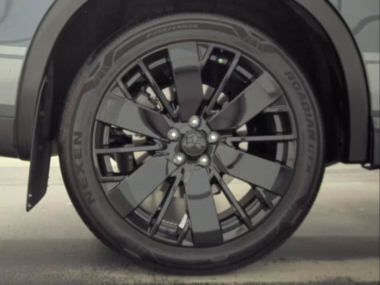 Used 2026 Mitsubishi Outlander LE AWD/4WD image 12