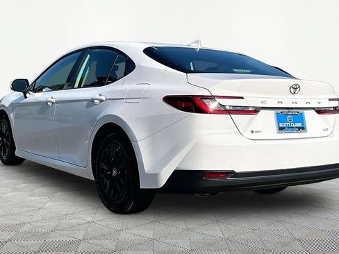 Used 2025 Toyota Camry LE FWD image 5