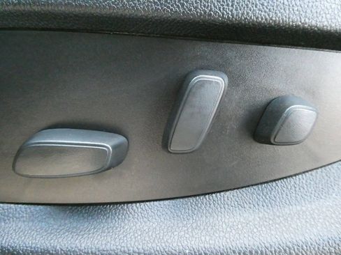 Used 2018 Chevrolet Silverado 2500 High Country w/ Duramax Plus Package image 25