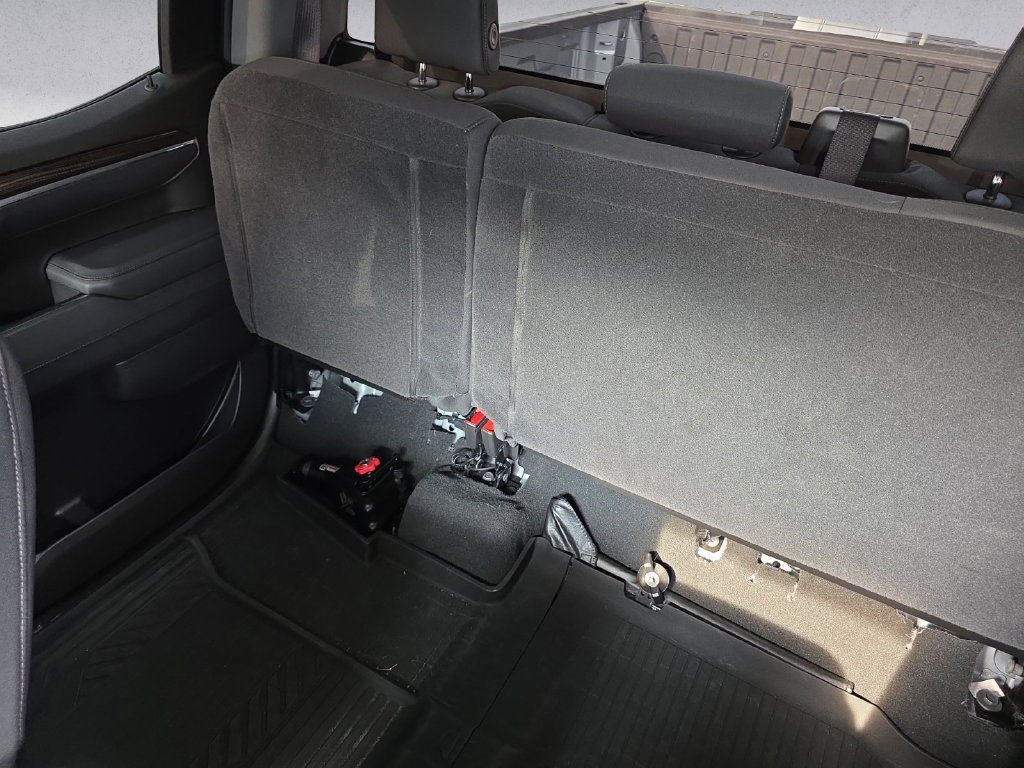 Used 2025 Chevrolet Silverado 1500 LT Trail Boss AWD/4WD image 13