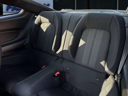 Used 2018 Ford Mustang Coupe w/ Ecoboost Performance Package RWD image 12