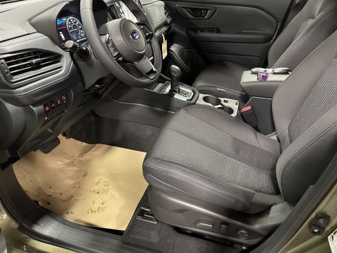 New 2025 Subaru Forester Premium image 9
