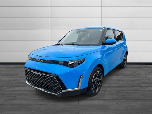 Used 2023 Kia Soul EX image 7