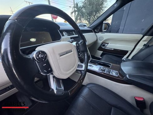 Used 2014 Land Rover Range Rover HSE image 12