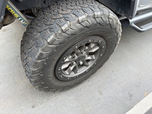 Used 2018 Jeep Wrangler Unlimited Sahara image 13