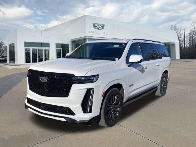 Used 2023 Cadillac Escalade ESV V w/ LPO, ONYX Package AWD/4WD image 11