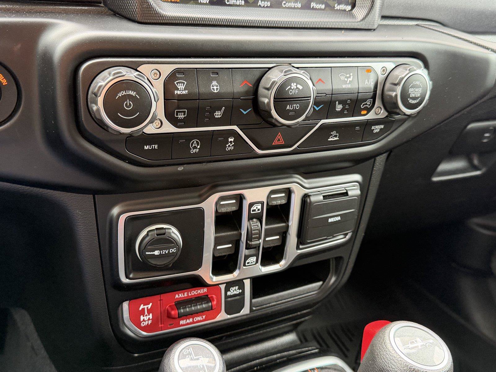 Used 2021 Jeep Gladiator Mojave AWD/4WD image 26