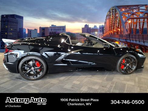 Used 2021 Chevrolet Corvette Stingray Premium Conv w/ Z51 Performance Package image 2