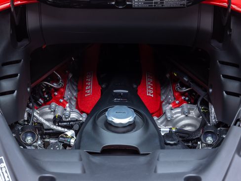 Certified 2025 Ferrari SF90 Spider AWD/4WD image 39