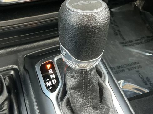 Certified 2022 Jeep Gladiator Sport AWD/4WD image 26