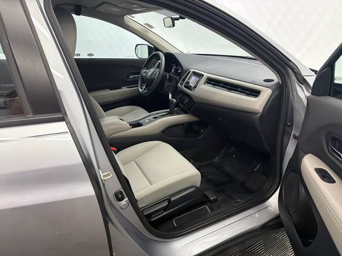 Used 2020 Honda HR-V LX image 13