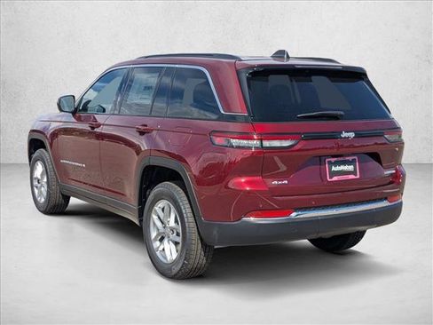 New 2025 Jeep Grand Cherokee Laredo X w/ Luxury Tech Group I image 9