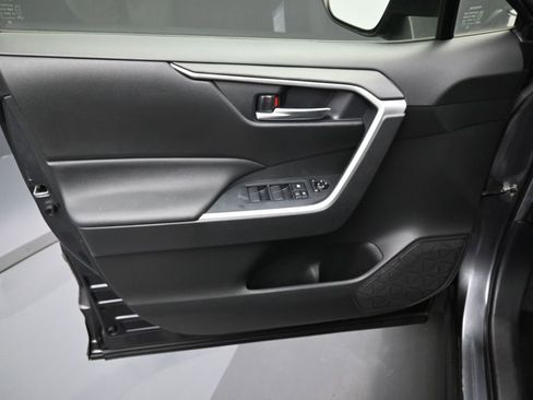 Used 2020 Toyota RAV4 XLE w/ All Weather Liner Package AWD/4WD image 13