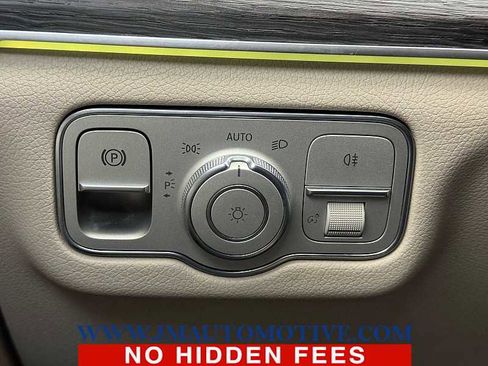 Used 2021 Mercedes-Benz GLE 350 4MATIC image 34