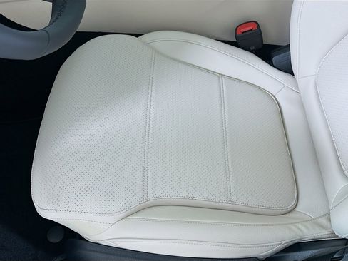 New 2026 Mercedes-Benz C 300 Sedan image 21