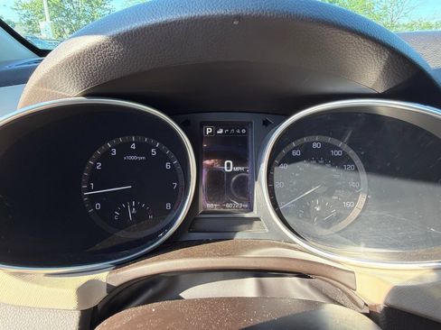 Used 2018 Hyundai Santa Fe Sport w/ 2.4L Tech Package 04 AWD/4WD image 7