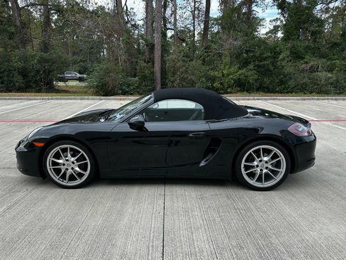 Used 2015 Porsche Boxster image 3