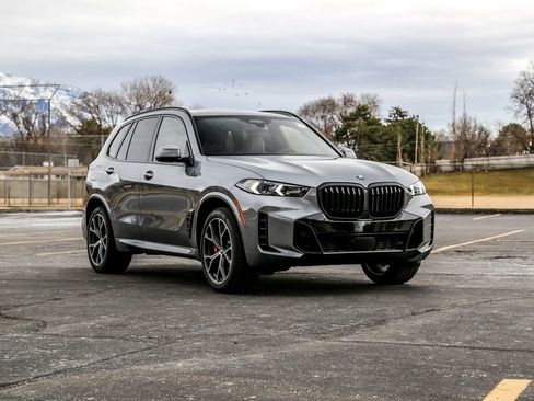 New 2026 BMW X5 xDrive40i w/ M Sport Package image 7