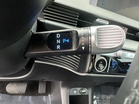 Used 2024 Hyundai Ioniq 5 SEL AWD/4WD image 40