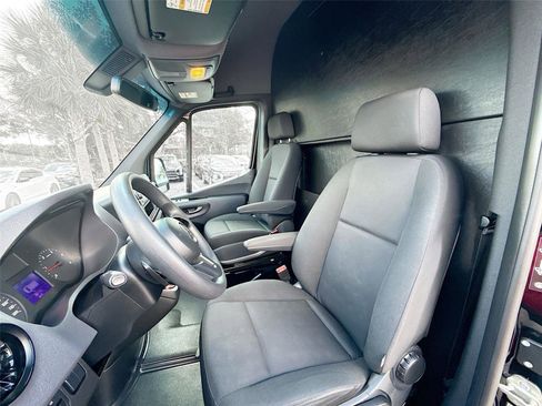 Used 2020 Mercedes-Benz Sprinter 3500 image 8