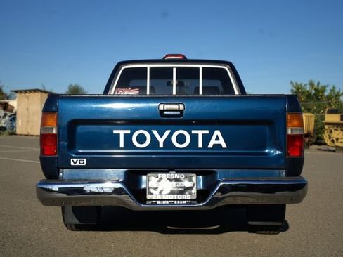 Used 1994 Toyota Pickup DX image 14