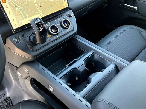 New 2026 Land Rover Defender 110 S image 9