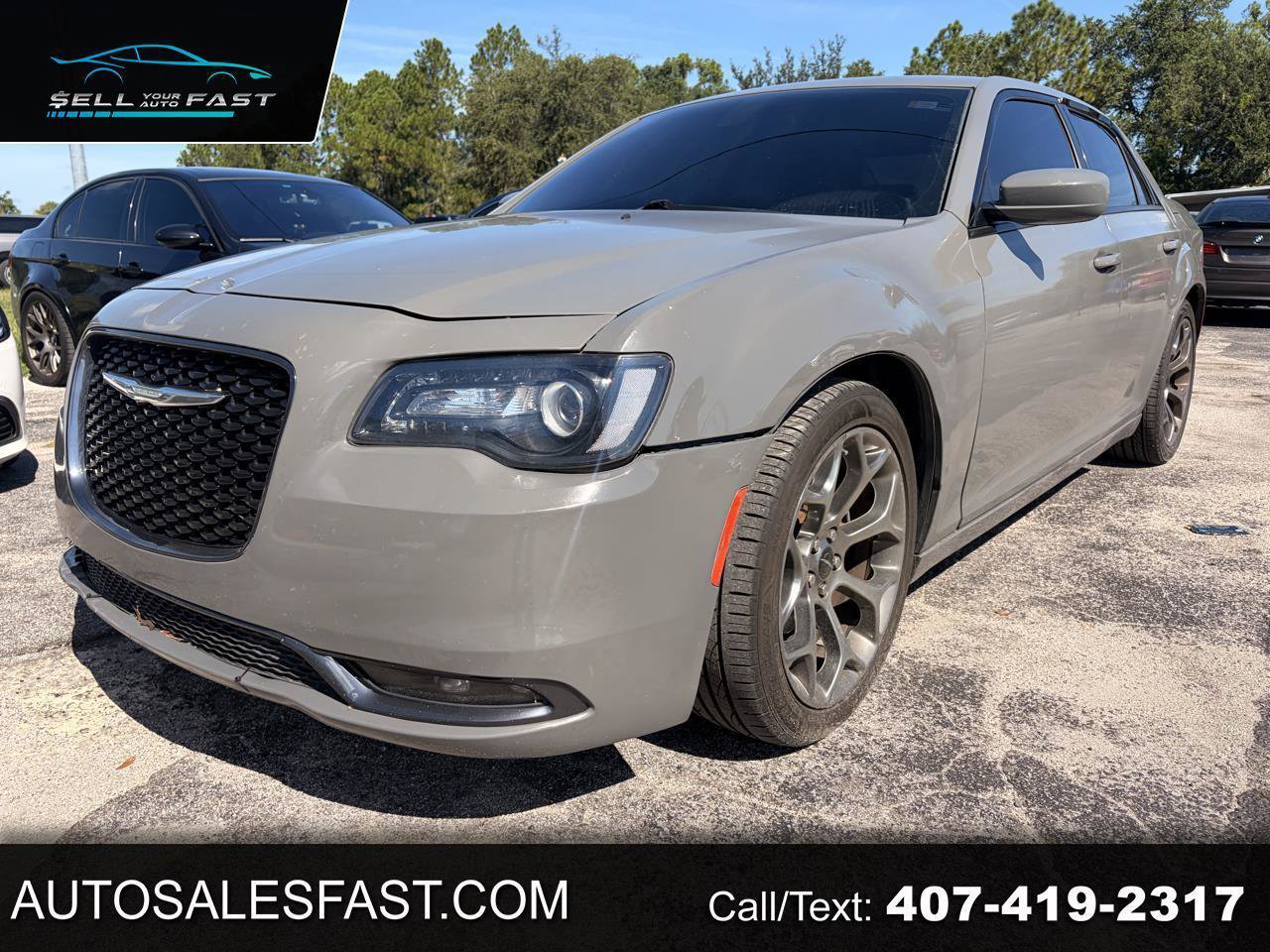 Used 2018 Chrysler 300 S RWD image 1