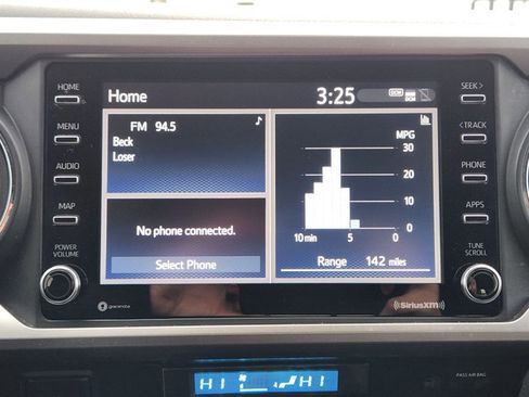 Used 2022 Toyota Tacoma SR5 image 15