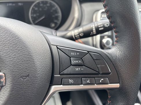 Used 2020 Nissan Kicks SR w/ Exterior Package image 19