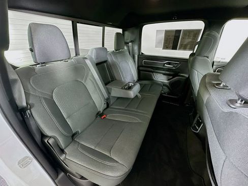Used 2022 RAM 1500 Big Horn AWD/4WD image 25