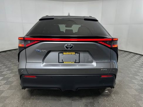 Used 2023 Toyota bZ4X XLE image 4