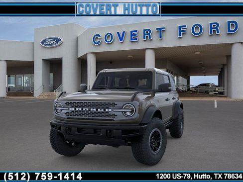 New 2025 Ford Bronco Badlands image 2