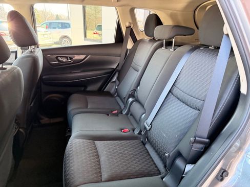 Used 2019 Nissan Rogue S w/ Special Edition Package image 12