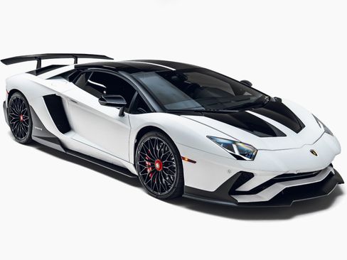 Used 2018 Lamborghini Aventador S AWD/4WD image 5