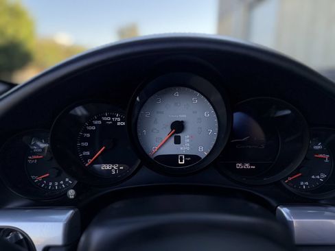 Used 2017 Porsche 911 Carrera S RWD image 22