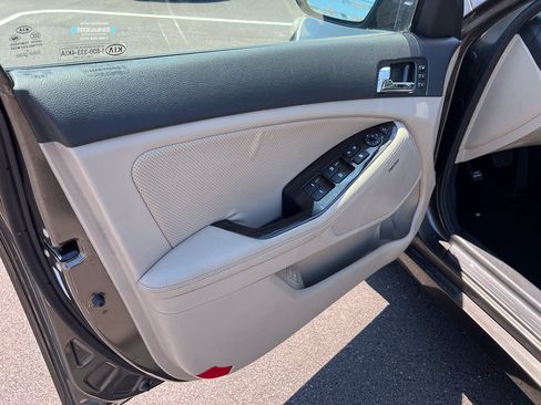 Used 2013 Kia Optima EX w/ Premium Pkg FWD image 8