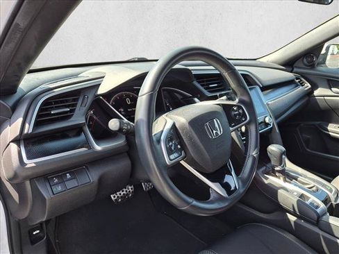Used 2019 Honda Civic Sport image 8