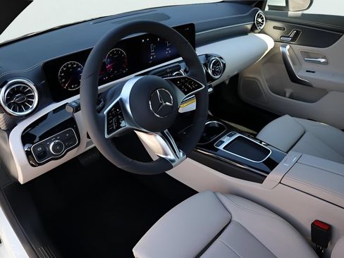 Certified 2026 Mercedes-Benz CLA 250 4MATIC image 29