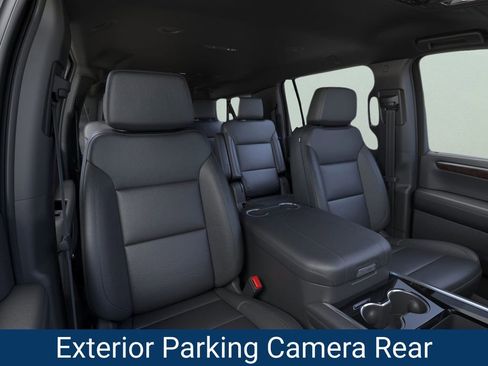 New 2026 Chevrolet Suburban LT w/ Comfort Package image 18