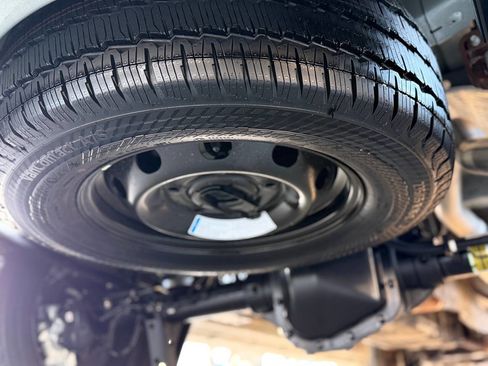 Used 2024 Ford Transit 250 Low Roof w/ Exterior Upgrade Package image 77