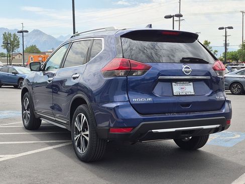 Used 2018 Nissan Rogue SL AWD/4WD image 5