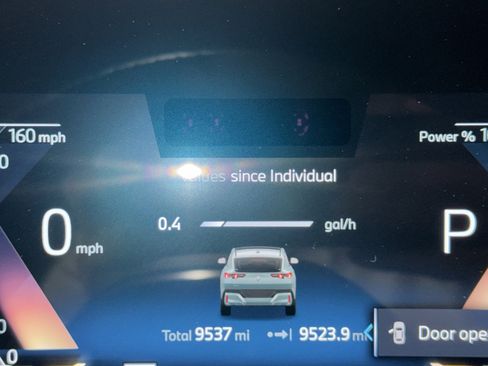 Certified 2025 BMW X2 xDrive28i image 24