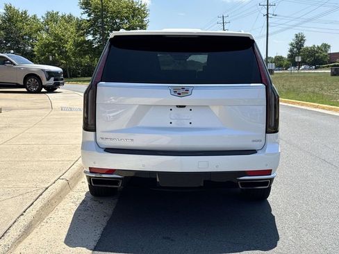 Used 2023 Cadillac Escalade Premium Luxury Platinum AWD/4WD image 24