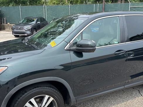 Used 2017 Honda Pilot EX-L image 2