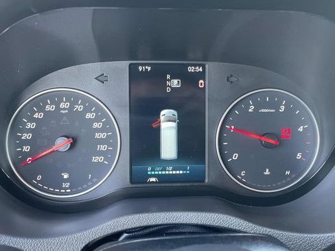 Used 2023 Mercedes-Benz Sprinter 2500 image 29