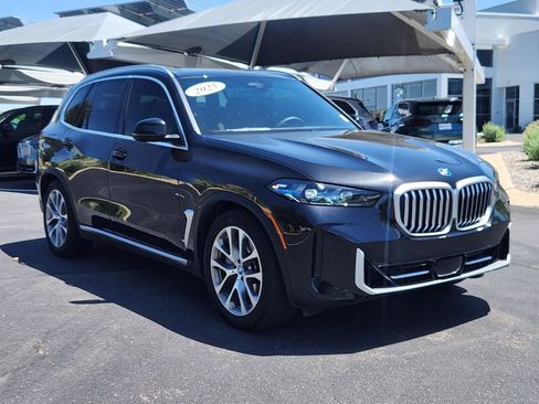 Used 2025 BMW X5 xDrive50e w/ Climate Comfort Package AWD/4WD image 4