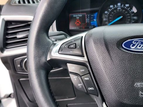 Certified 2022 Ford Edge SEL w/ Convenience Package image 29