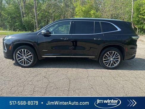 Used 2025 Buick Enclave Avenir w/ Super Cruise Package AWD/4WD image 12