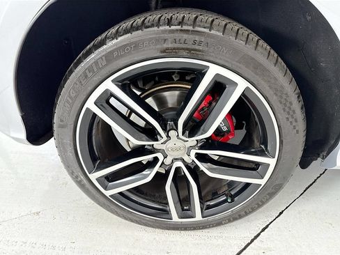 Used 2017 Audi SQ5 Premium Plus w/ Technology Package AWD/4WD image 32