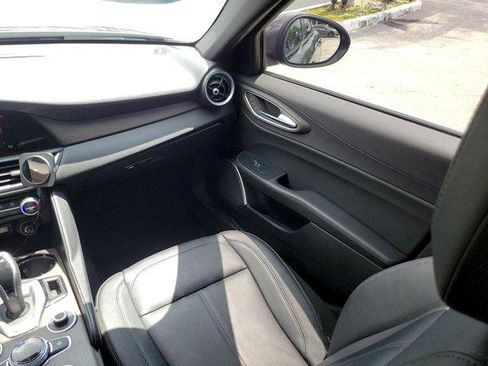 Used 2023 Alfa Romeo Giulia Ti w/ Active Assist Plus Package RWD image 17